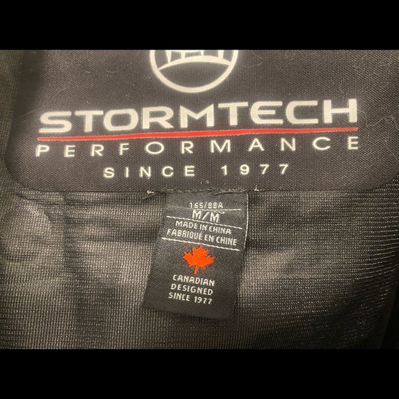 NWT Stormtech waterproof jacket. - Picture 2 of 10